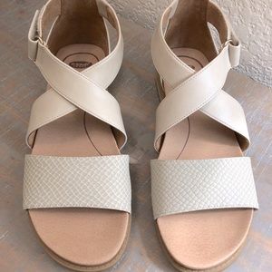 Dr. Scholl’s Koa Sandal Oyster Beige